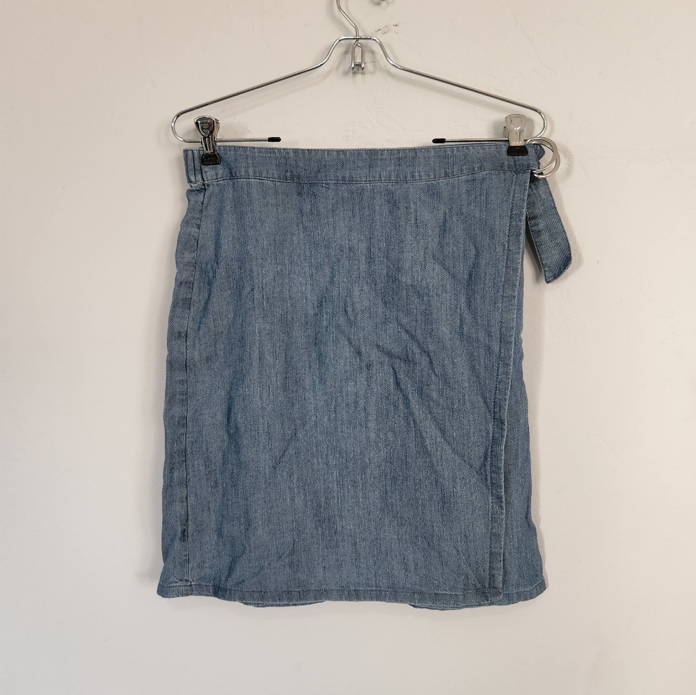 J.JILL DENIM WOMENS XS BLUE FAUX WRAP SKIRT ELASTIC BACK ADJUSTABLE STRAP.